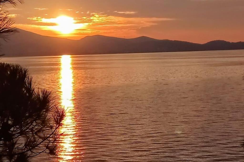 Zadar Center Beach Apartment - Directly On The Sea Екстер'єр фото