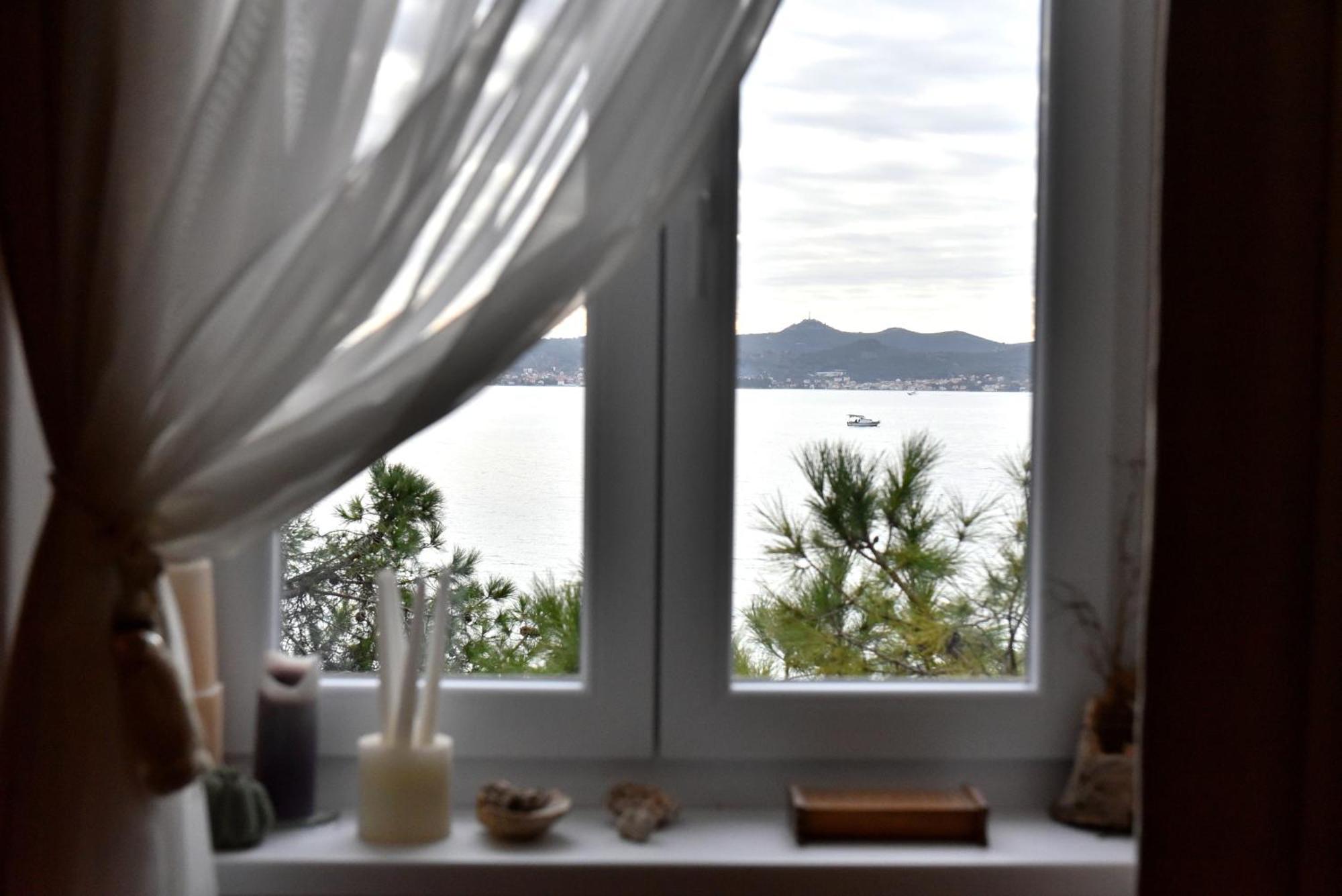 Zadar Center Beach Apartment - Directly On The Sea Екстер'єр фото